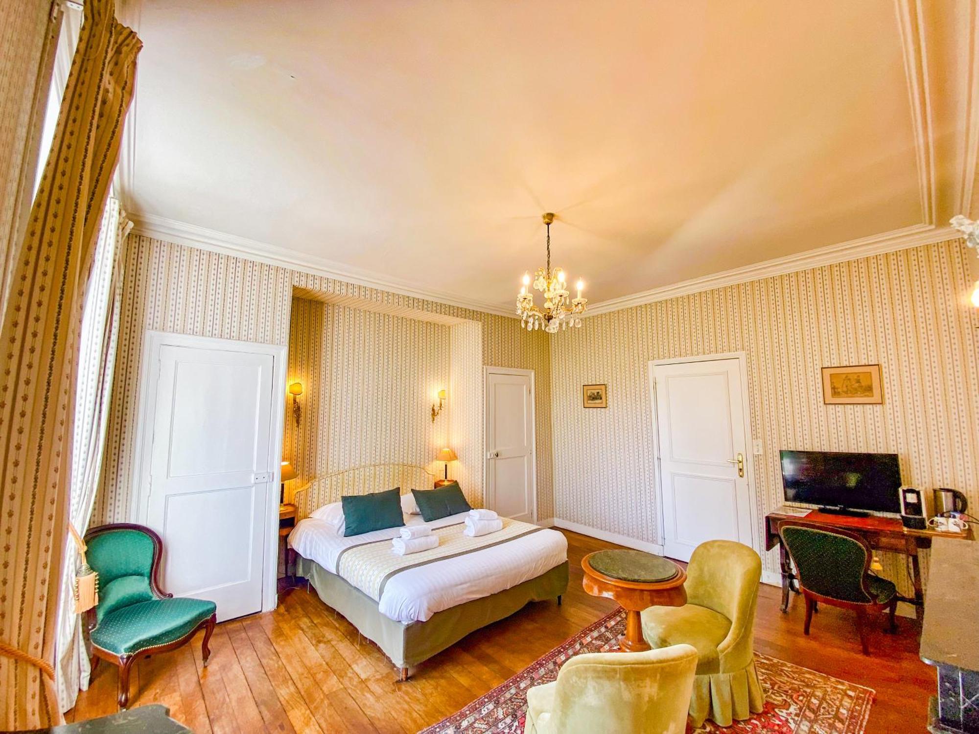 Hotel Haras De La Potardiere Crosmières エクステリア 写真