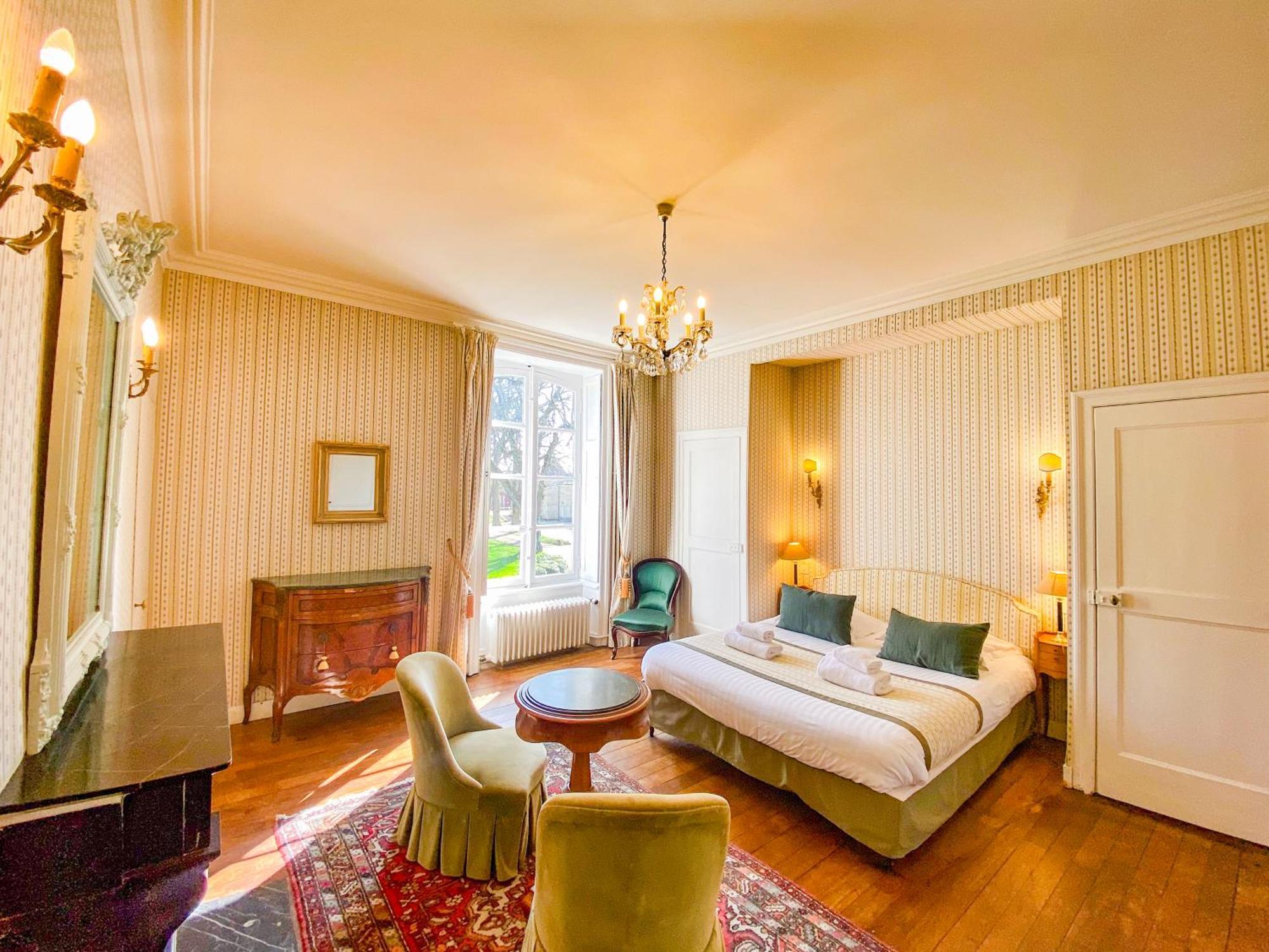 Hotel Haras De La Potardiere Crosmières エクステリア 写真